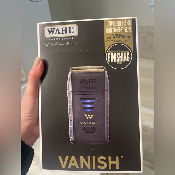 Wahl 5 star cordless pro shaver - Picture 1 of 6